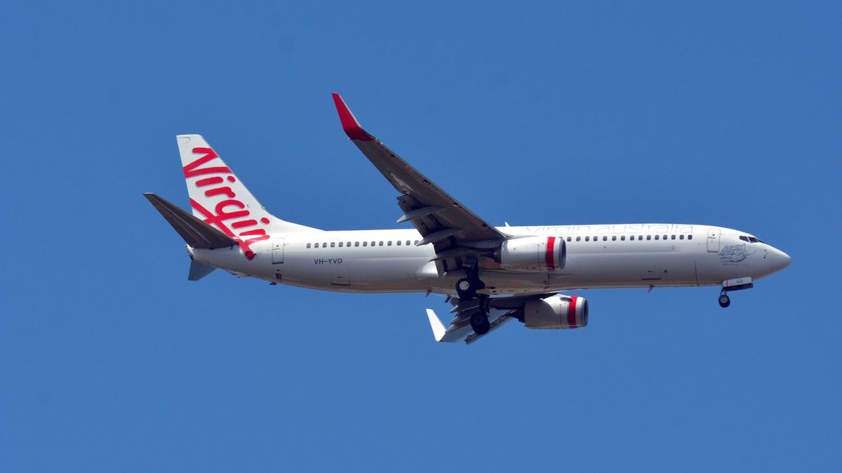 Australský vnitrostátní let se zpozdil natolik, že cestující museli do karantény